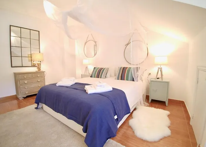 Alpstuga The Cliffs - Le Nid De Martina Porto do Barqueiro